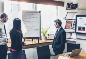 Negociando Entregas com Mais de um Chefe