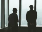 Negociando Recursos Limitados dentro da Empresa
